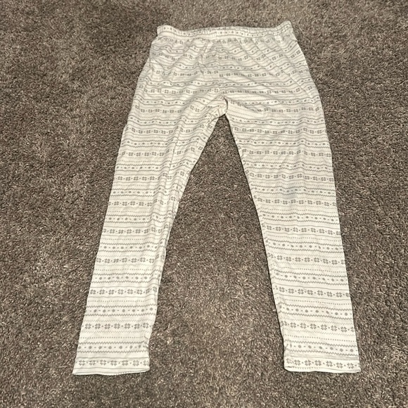 32 Degree Heat Leggings - Picture 1 of 3